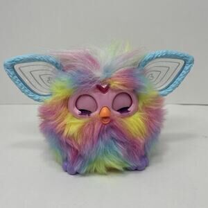 2023 Hasbro Interactive Tie dye/Rainbow Voice Activated Talking Furby - WORKING
